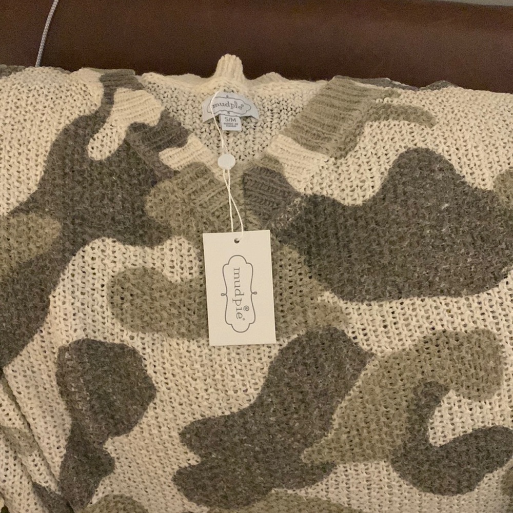 Camo mud pie sweater S/M